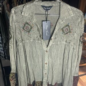 Young Threads Gravel Colored Puffed Sleeves Button Down Top w/ High Low Feature.